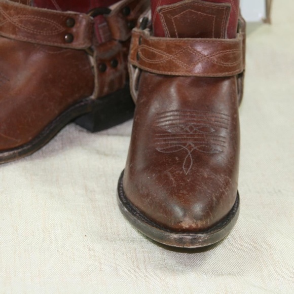Frye Boots Billy Harness Cowboy Boots Distressed - Picture 7 of 8